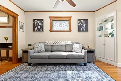 31 Freeman Ave, Everett, MA 02149 - Photo 9