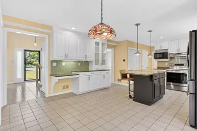 1 Punch Bowl Dr, Falmouth, MA 02540 - Photo 9