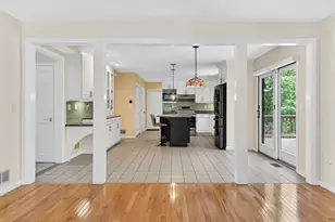 1 Punch Bowl Dr, Falmouth, MA 02540 - Photo 9