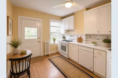 35 Westbourne Ter #6, Brookline, MA 02446 - Photo 3