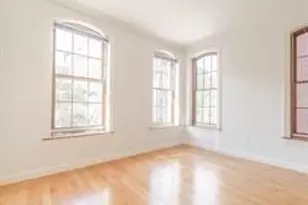 421 Hanover St, Boston, MA 02113 - Photo 3