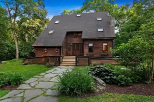 285 Jacob St, Seekonk, MA 02771 - Photo 1