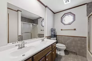 31 Shirley St, Wilbraham, MA 01095 - Photo 23