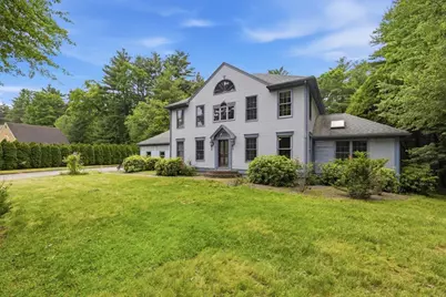 31 Shirley St, Wilbraham, MA 01095 - Photo 1