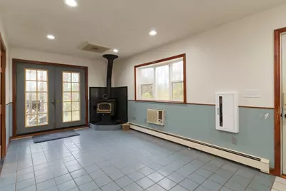 68 Lyon Rd, West Brookfield, MA 01585 - Photo 33