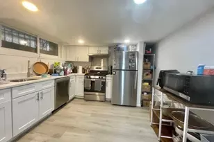 1872 Commonwealth Ave, Boston, MA 02135 - Photo 5