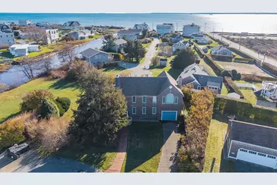 15 Hedge Lane, Falmouth, MA 02540 - Photo 3
