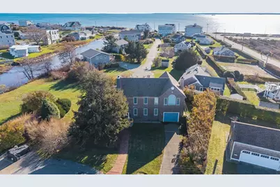 15 Hedge Lane, Falmouth, MA 02540 - Photo 3