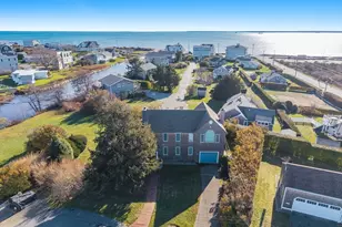 15 Hedge Ln, Falmouth, MA 02540 - Photo 3