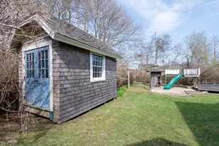 9 Hedge Ln, Falmouth, MA 02540 - Photo 15