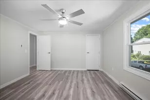 270 Sunderland Rd, Worcester, MA 01604 - Photo 13