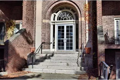 325 Plantation St #213, Worcester, MA 01604 - Photo 11