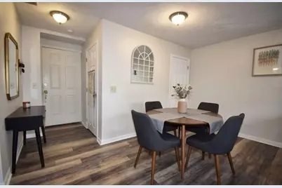 325 Plantation St #213, Worcester, MA 01604 - Photo 3