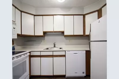 325 Plantation St #213, Worcester, MA 01604 - Photo 5