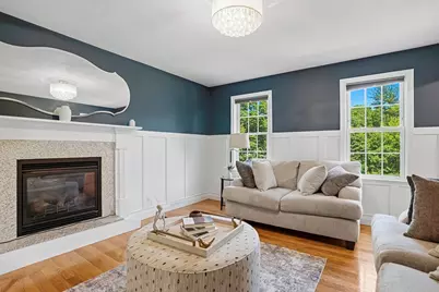88 Northbridge St, Mendon, MA 01756 - Photo 13