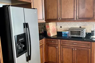 862 E 5th St, Boston, MA 02127 - Photo 13