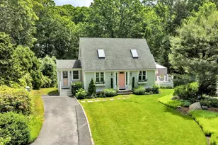 7 Cachalot Ln, Falmouth, MA 02540 - Photo 1