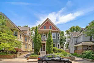 25 Banks St, Somerville, MA 02144 - Photo 1