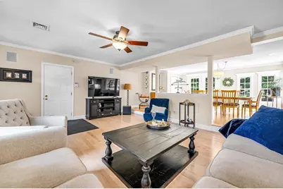 89 Kane Brothers Cir, Westfield, MA 01085 - Photo 7