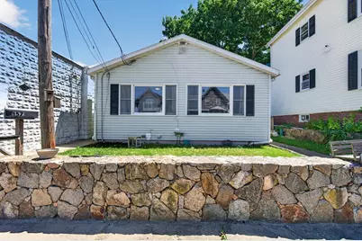 157 Maplewood Ave, Gloucester, MA 01930 - Photo 1