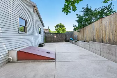 157 Maplewood Ave, Gloucester, MA 01930 - Photo 5