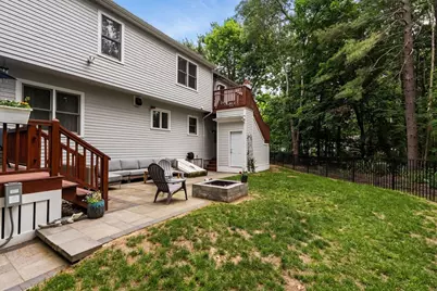 159 Pond St, Weymouth, MA 02190 - Photo 35