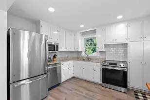 15 Meadow Ln, Marblehead, MA 01945 - Photo 11