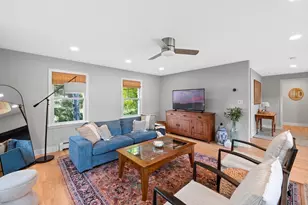 15 Meadow Ln, Marblehead, MA 01945 - Photo 3
