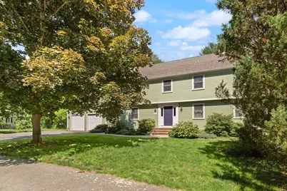 8 Riding Club Rd, Danvers, MA 01923 - Photo 3