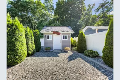 210 Naismith St, Springfield, MA 01104 - Photo 15