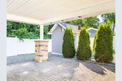 210 Naismith St, Springfield, MA 01104 - Photo 35