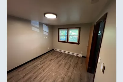 438 Springfield, Agawam, MA 01001 - Photo 5