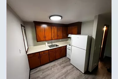 438 Springfield, Agawam, MA 01001 - Photo 3