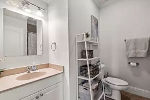 209 D St, Boston, MA 02127 - Photo 11