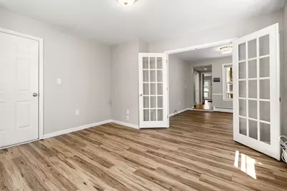 21 Carleton Ave, Haverhill, MA 01835 - Photo 5