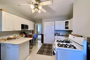512 E 3rd St, Boston, MA 02127 - Photo 15