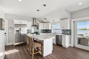 8 Bonneau Ct, Dartmouth, MA 02748 - Photo 7