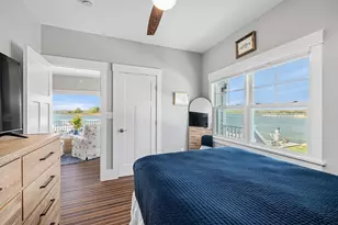 8 Bonneau Ct, Dartmouth, MA 02748 - Photo 17