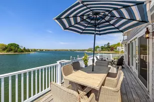 8 Bonneau Ct, Dartmouth, MA 02748 - Photo 5