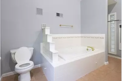 445 Captain Eames Cir #445, Ashland, MA 01721 - Photo 11