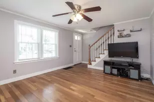 32 Hamilton Rd, Wakefield, MA 01880 - Photo 5