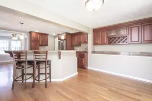 32 Hamilton Rd, Wakefield, MA 01880 - Photo 15