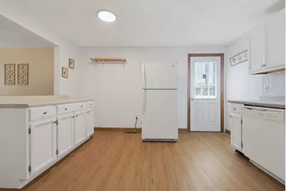320 North St, Tewksbury, MA 01876 - Photo 9