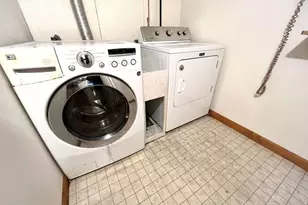 83 Ralph St, Watertown, MA 02472 - Photo 25