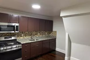 89 Waldeck St, Boston, MA 02124 - Photo 9