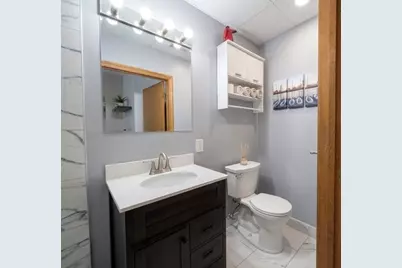 22 Battery Street #1R, Boston, MA 02109 - Photo 7
