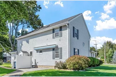 22 Abbott Rd, Waltham, MA 02452 - Photo 3
