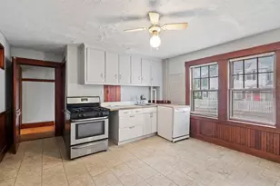 104 Great Rd, Maynard, MA 01754 - Photo 11