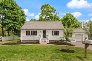 32 Prince St, Danvers, MA 01923 - Photo 1