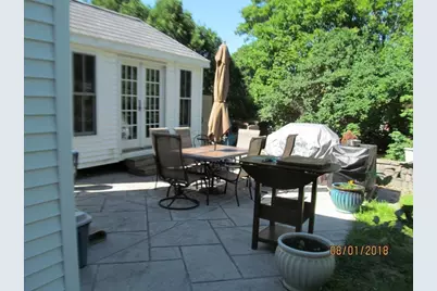 11 Travis Drive #8, Newton, MA 02467 - Photo 5